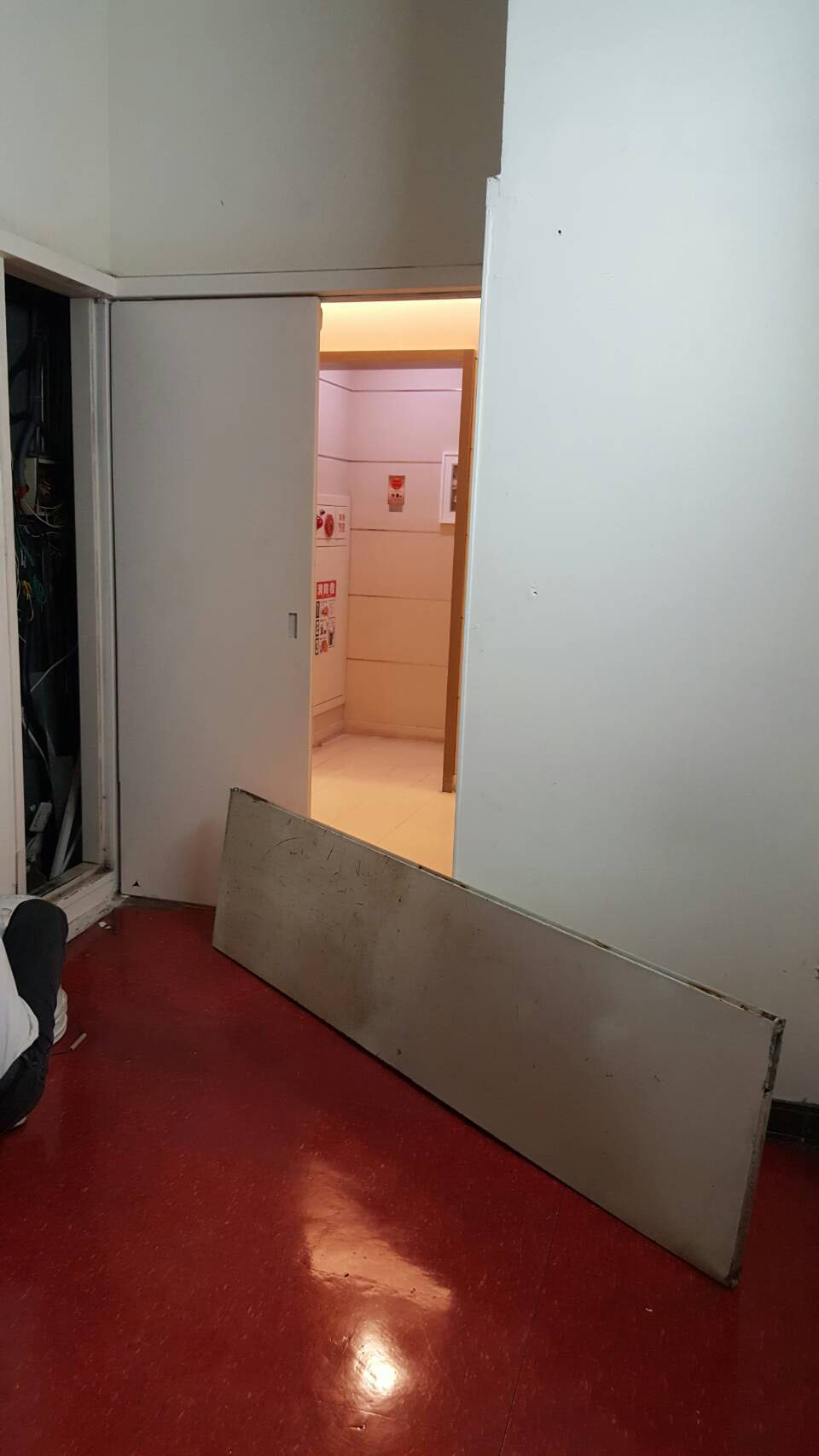 管道間門維理