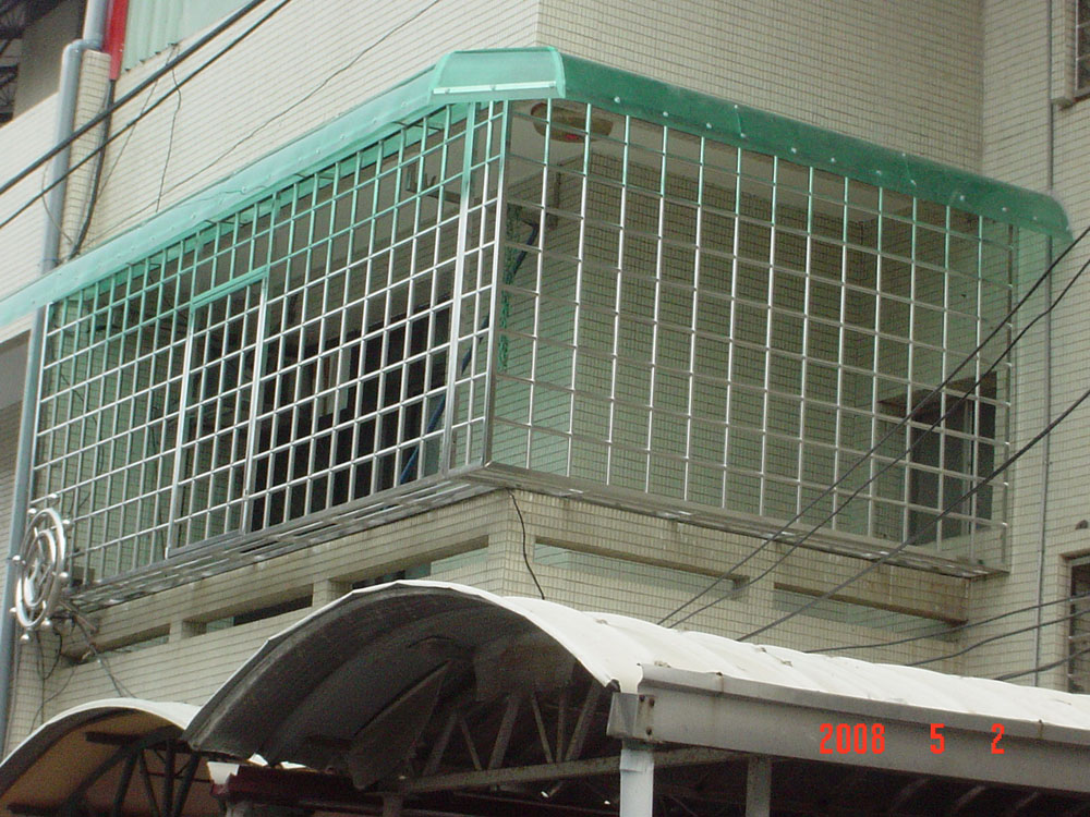 不鏽鋼方格防盜窗施工承包